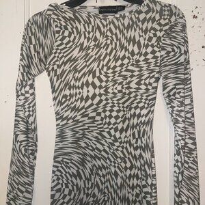 PrettyLittleThing Optical Illusion Green & white Dress